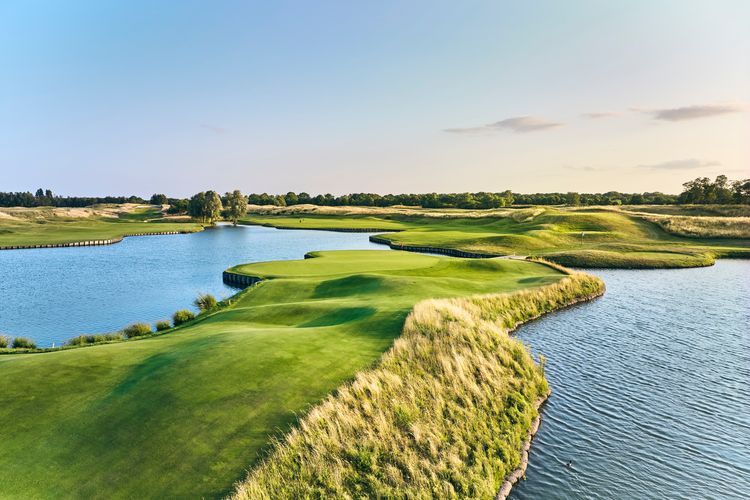Copie_de_GolfNational Juillet23alamoureux_DJI_0919