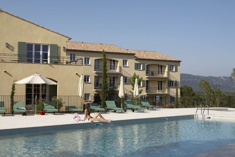 Domainedestendreol Frankrijk Cotedazur Hotel Zwembad Uitzicht