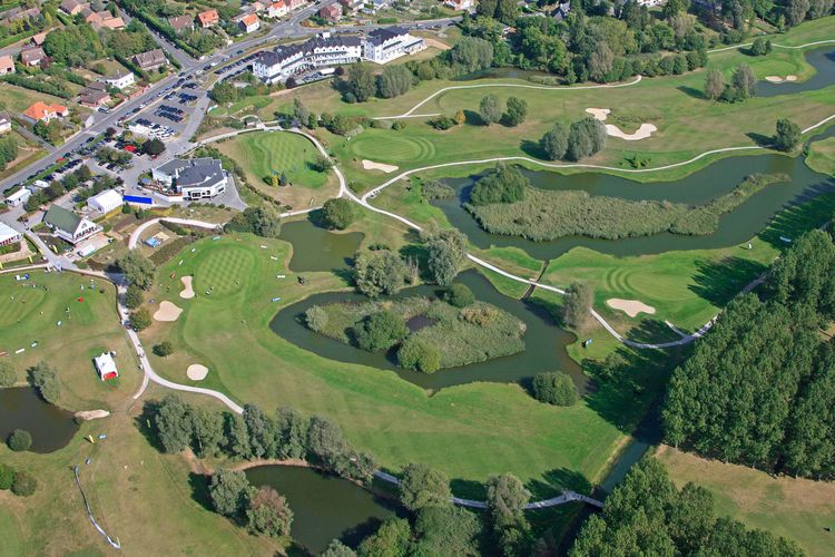 Frankrijk Noordfrankrijk Golfbaan Arras Luchtfoto 2