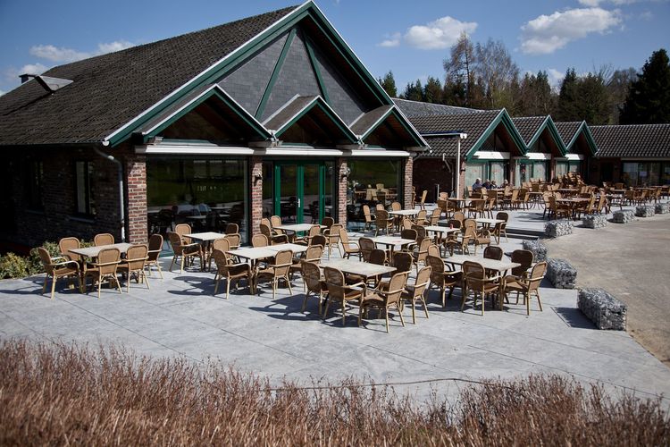 Hotel Henri Chapelle Belgie Vlaanderen Terras