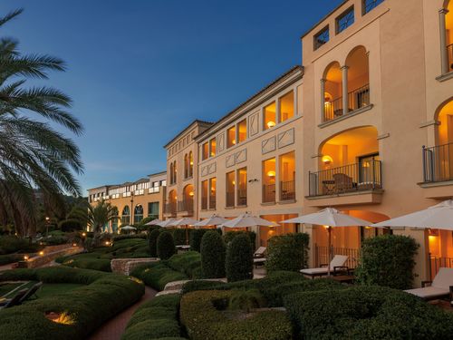 02_Exterior_Garden_Night_2