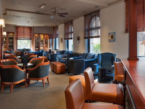Bar 1 3d543666