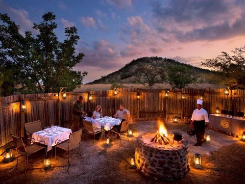 Boma Dinner 5597c712