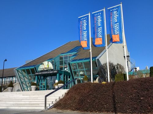 Entree Nobis   Hotel Nobis Asten   Golftime