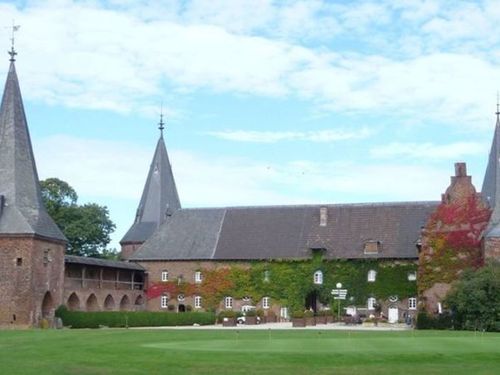 Schloss Haag Golfreizen Clubhuis