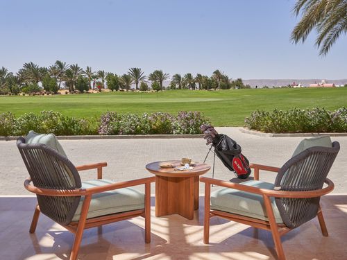 Steigenberger_Golf_Resort_El_Gouna_Red_Sea_Green_Bar_3