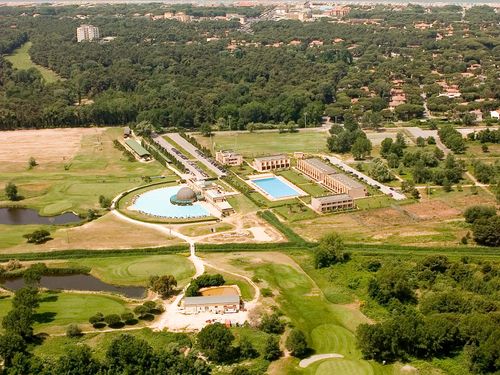 Cosmopolian Resort Italie Toscane Golf 4b643942.JPG