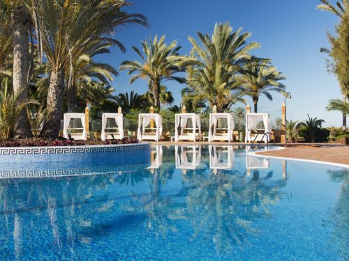 Elba Palace Fuerteventura Zwembad Balinese Bedden