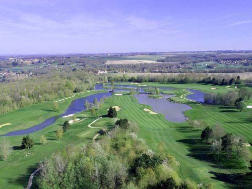 Frankrijk Noordfrankrijk Hotel Domainedecrecy Golfbaan Luchtfoto 2
