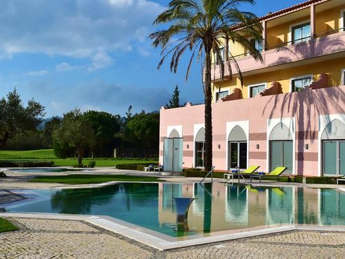 Hotel Sintra Outdoor Pool View