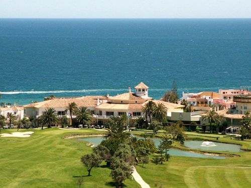 La Duquesa Golf Spanje Costa Del Sol Panorama Clubhuis Zee