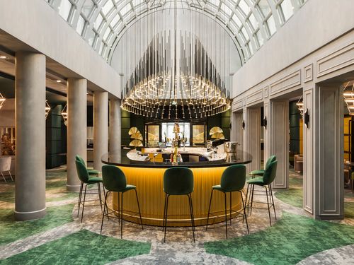 Le Louis Versailles Chateau Hotel Bar