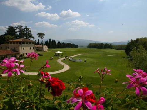 Poggio Dei Medici Golf Italie Toscane Bloemen.JPG
