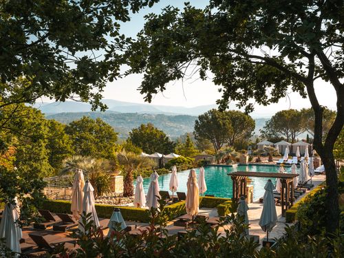 Terre Blanche Piscine A Debordement 1