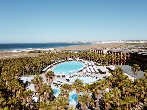 Wine__books_algarve New_pool_photo_12_1.jpeg