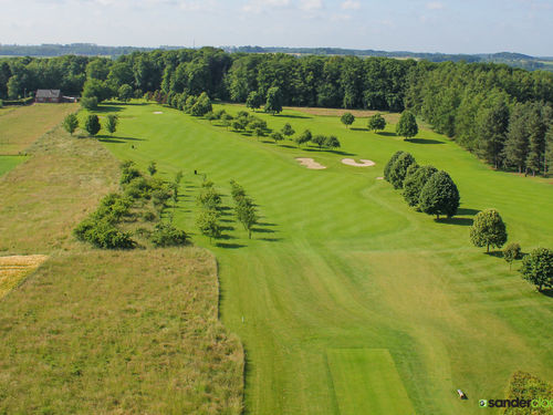 Winge Golf & Country Club