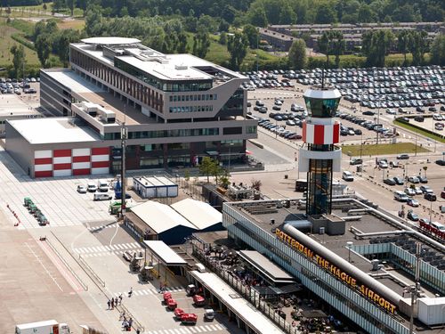 Wings Hotel Rotterdam Bovenaanzicht 3