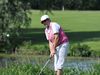 Belgie Golfbaan Damme Chip Vrouw