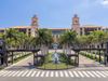 Principal_courtyard_2